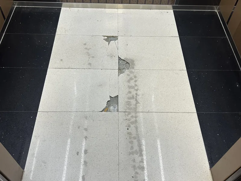 분당구 빌딩 석재바닥 신규 설치 시공 전