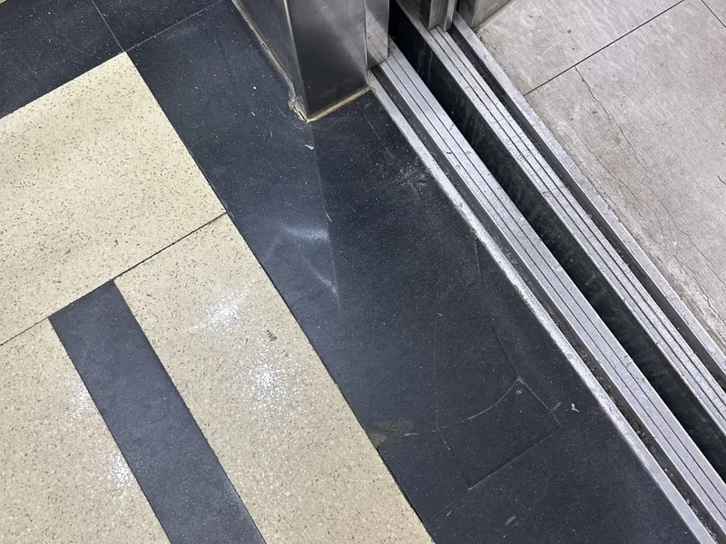 엘리베이터바닥시공 마감·엣지 처리