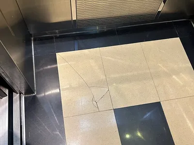 남동구 상가건물 대리석바닥 수리 시공 사진 1